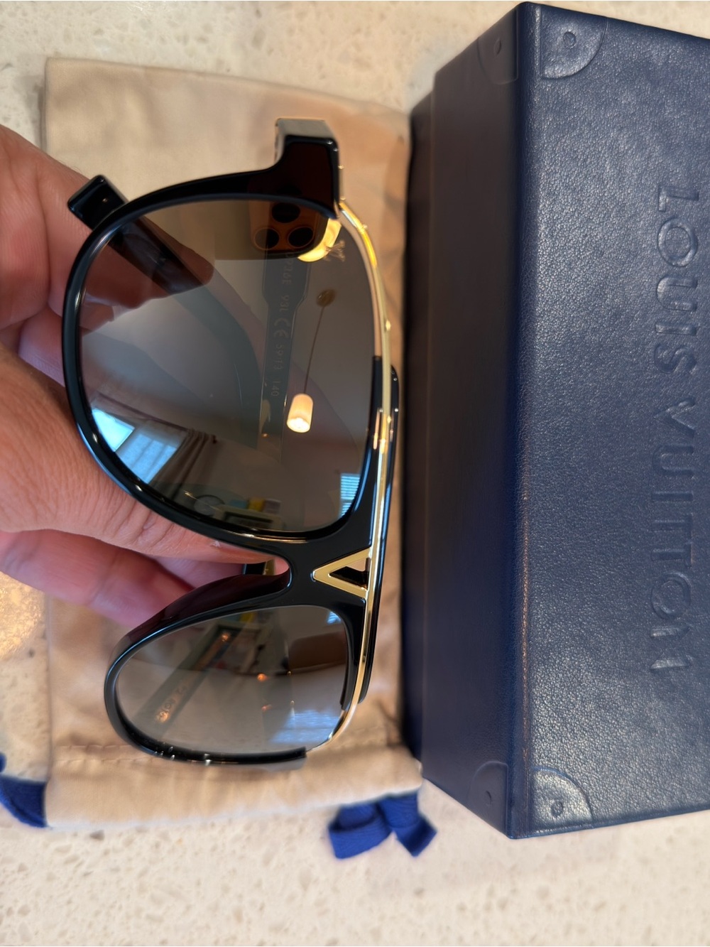 Louis Vuitton Black & Gold Aviator Sunglasses with Gradient Lenses - Picture 8 of 10